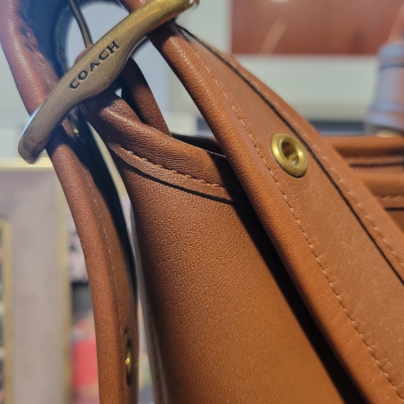 Coach Tan Leather Shoulder Bag - Picture 3 of 5